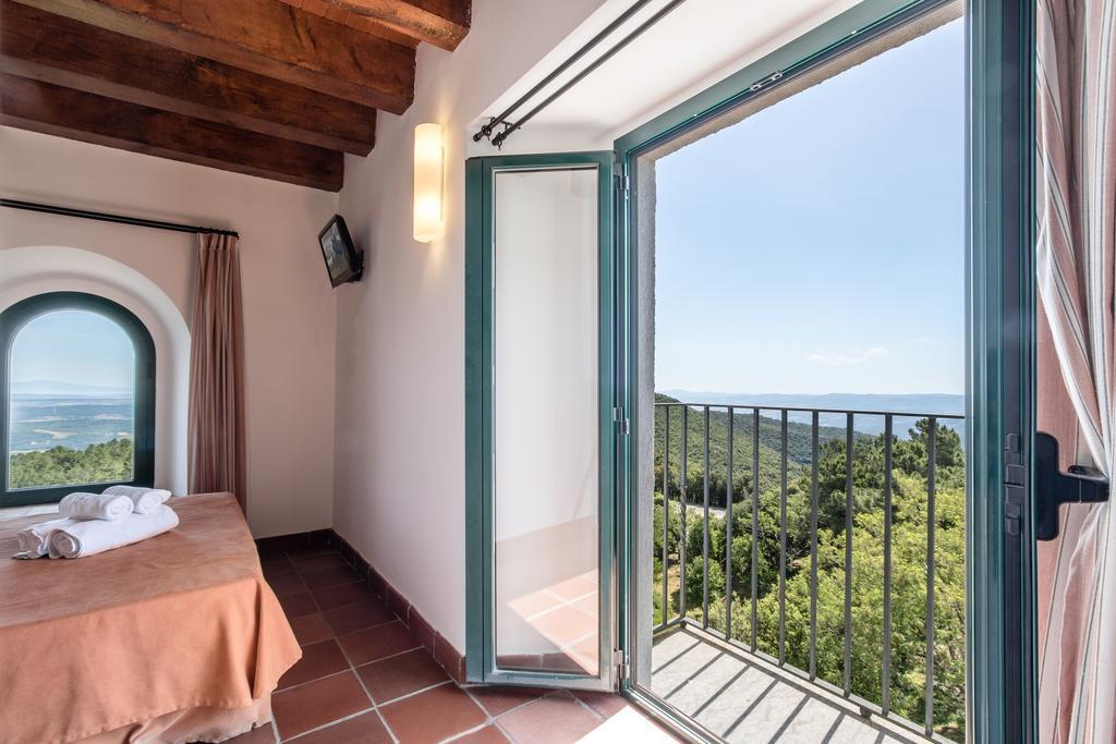 Hostatgeria Restaurant Els Angels Otel Madremanya Dış mekan fotoğraf